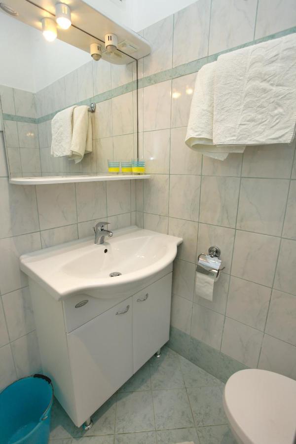 Dino Studio And Room Apartments Portorož Eksteriør bilde