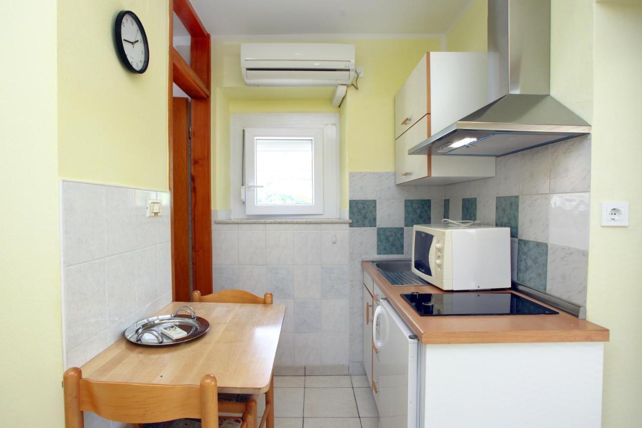 Dino Studio And Room Apartments Portorož Eksteriør bilde