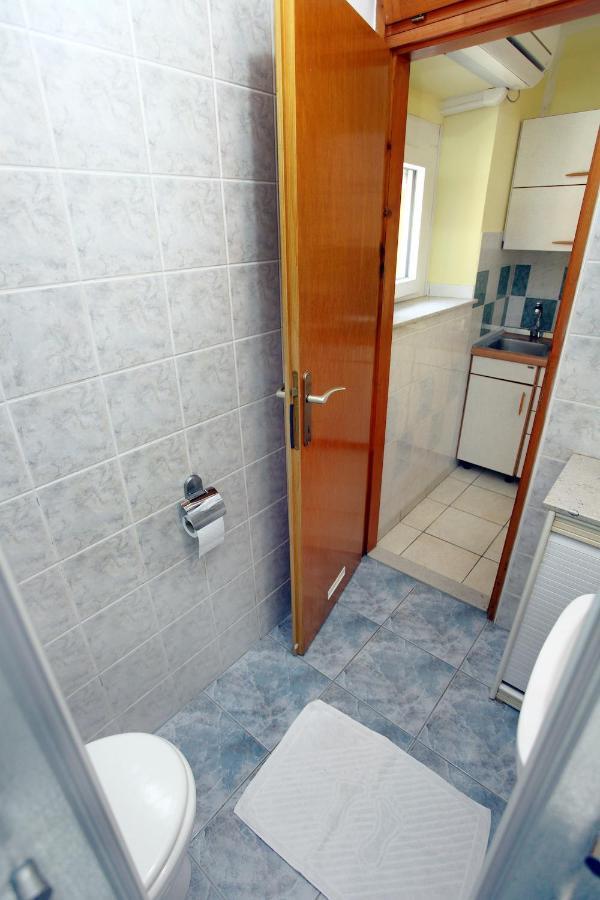 Dino Studio And Room Apartments Portorož Eksteriør bilde
