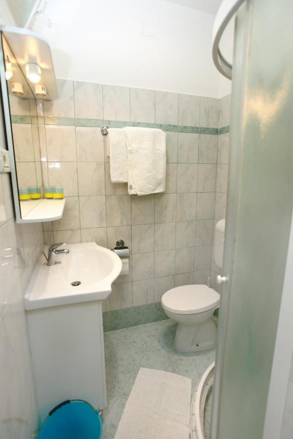 Dino Studio And Room Apartments Portorož Eksteriør bilde