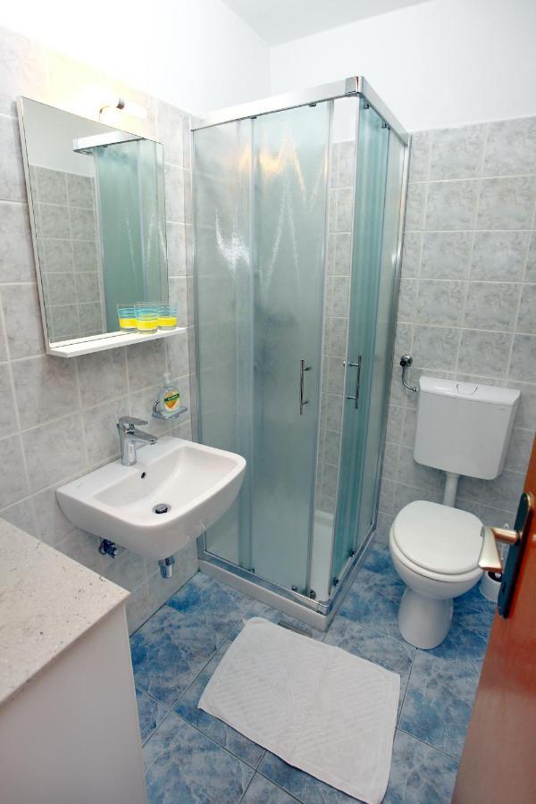 Dino Studio And Room Apartments Portorož Eksteriør bilde